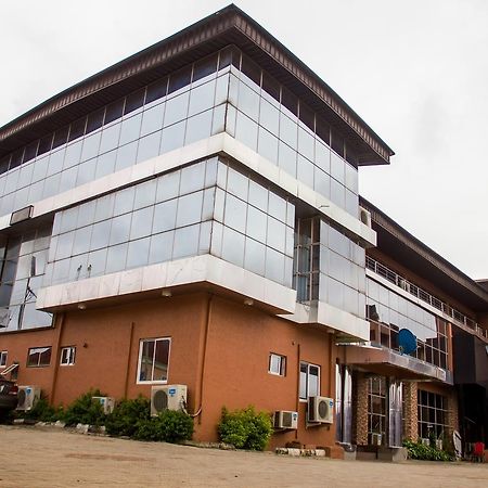 Glasshouse Hotel And Suites Egba Exterior foto