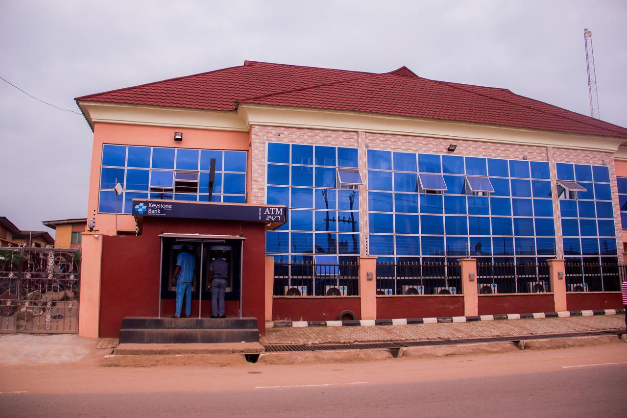 Glasshouse Hotel And Suites Egba Exterior foto